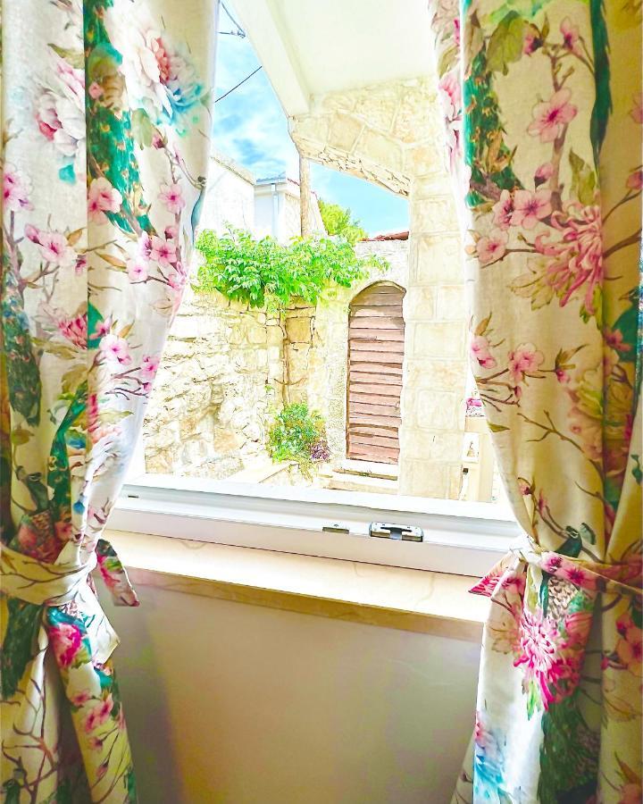 Apartments Splitska Dream Экстерьер фото